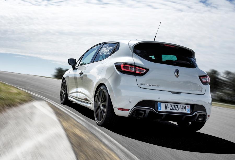  Renault Clio R.S. 220 Trophy 2016 года  (фото 4 из 25)